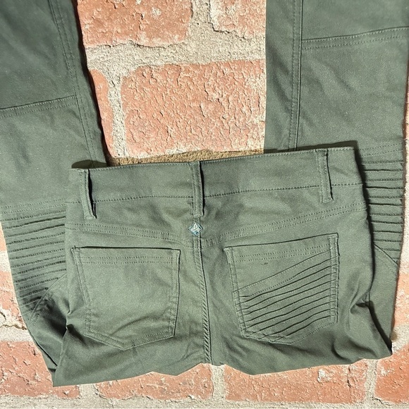 Prana Breanna Cargo Green stretchy moto style stiching multi functional pants 2 - Picture 6 of 16
